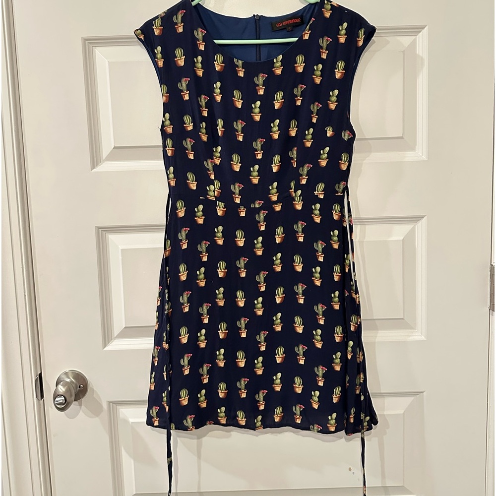 SM warbrobe Navy cactus dress size sm. - Picture 4 of 7